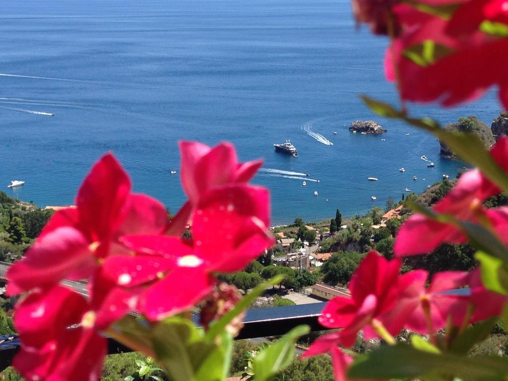 B&B La Terrazza Sul Mare Taormina Exteriör bild