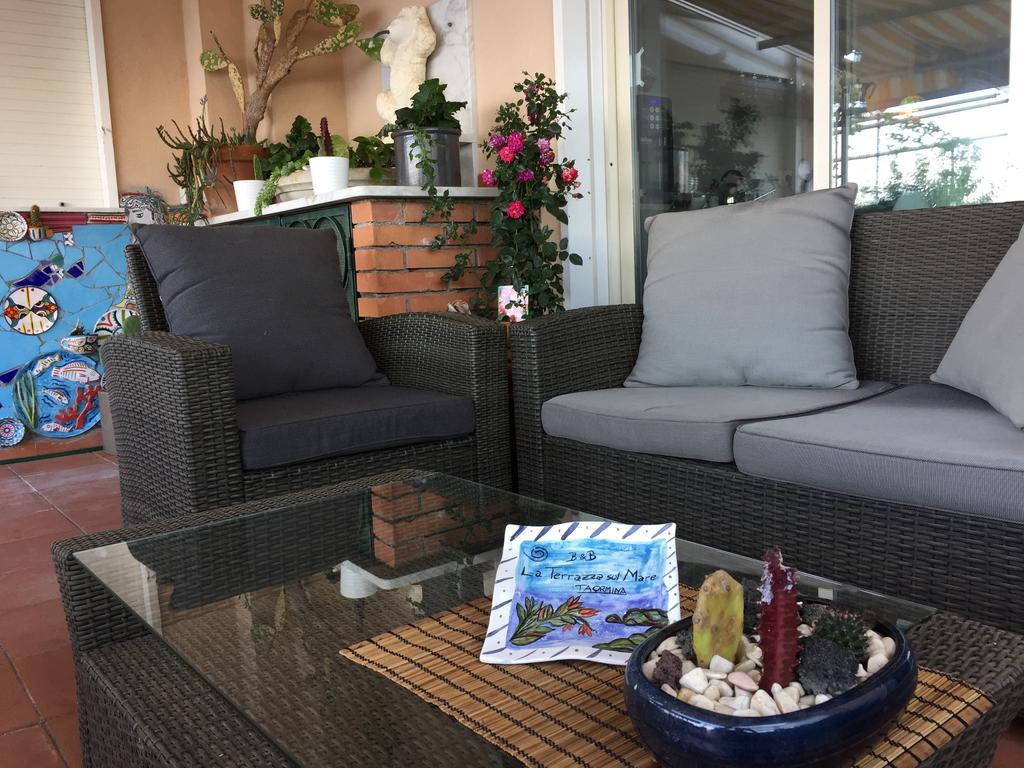 B&B La Terrazza Sul Mare Taormina Exteriör bild