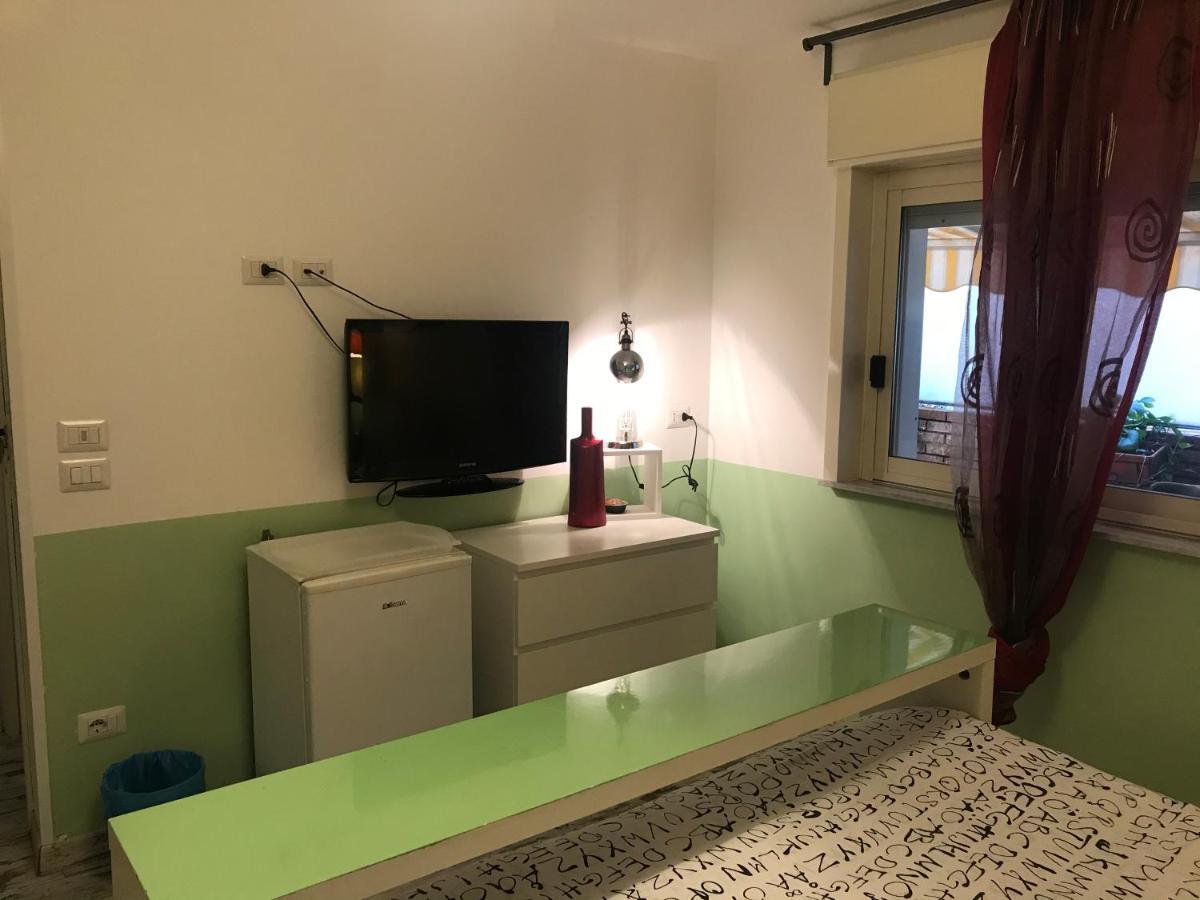B&B La Terrazza Sul Mare Taormina Exteriör bild